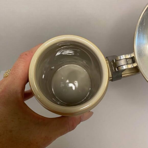 Vintage Anheuser-Busch Stein 1983 Limited Edition - Picture 9 of 9